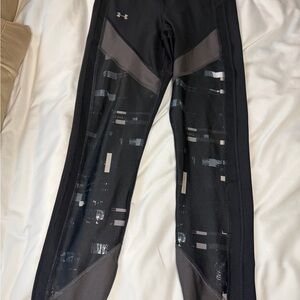 UNDER ARMOUR Black and Gray Leggings